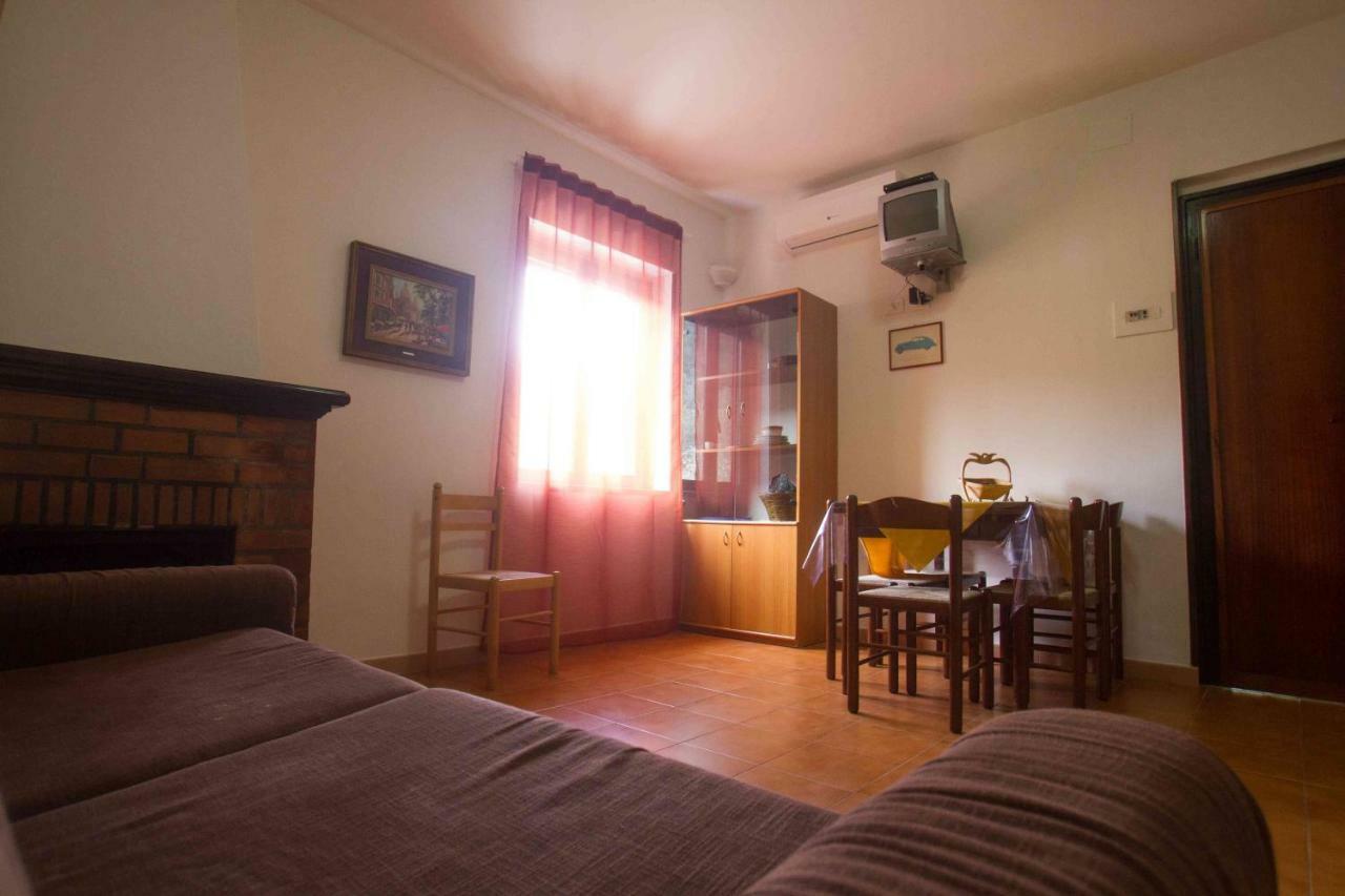 Village Valle D'Oro Aparthotel San Menaio Luaran gambar